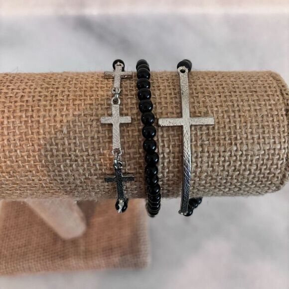 Lot Of 3 Francesca's Collections Beaded Silver-tone Cross Bracelet Set Black OS - Picture 1 of 3